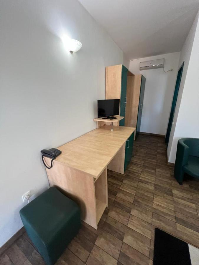 Motel Select Satu Mare Exterior photo